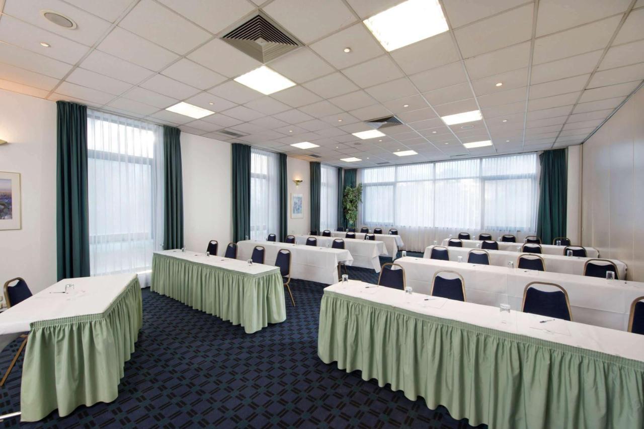 מלון Wyndham Garden Duesseldorf מטמן עסק תמונה