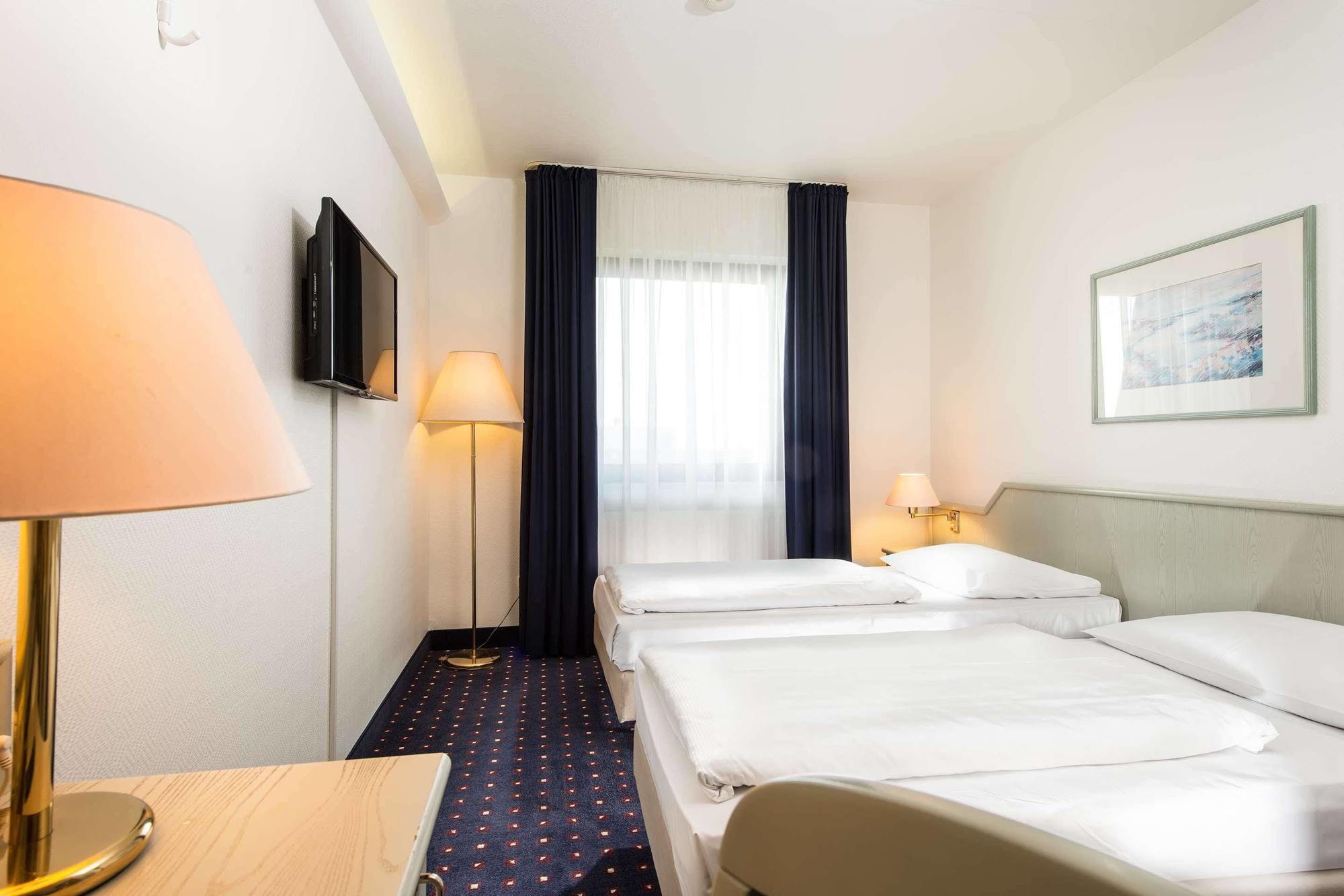 מלון Wyndham Garden Duesseldorf מטמן מראה חיצוני תמונה