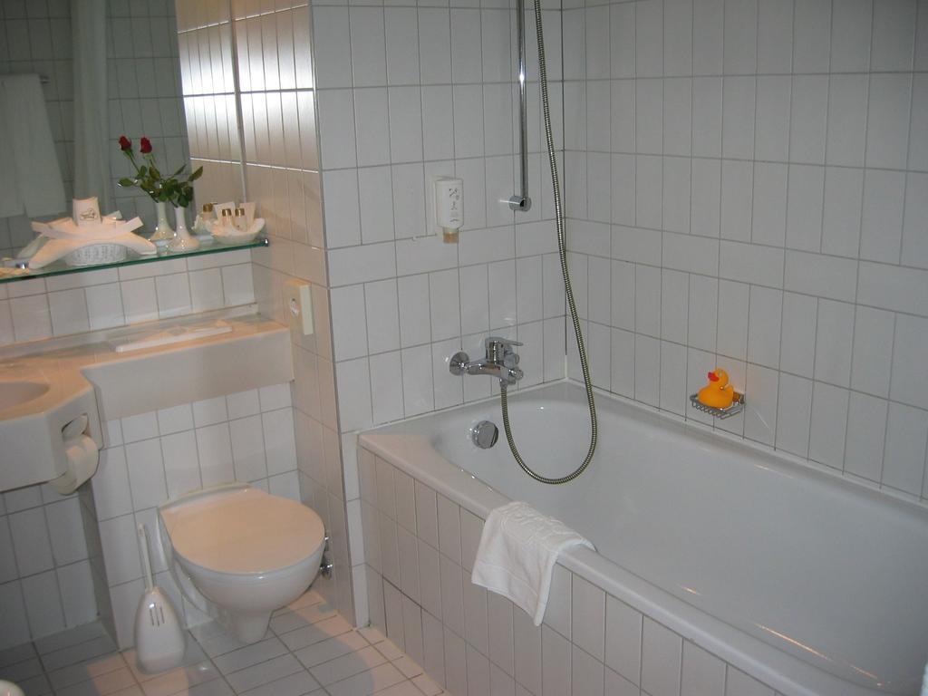 מלון Wyndham Garden Duesseldorf מטמן חדר תמונה