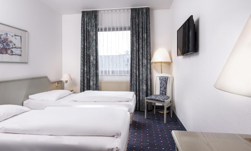 מלון Wyndham Garden Duesseldorf מטמן חדר תמונה